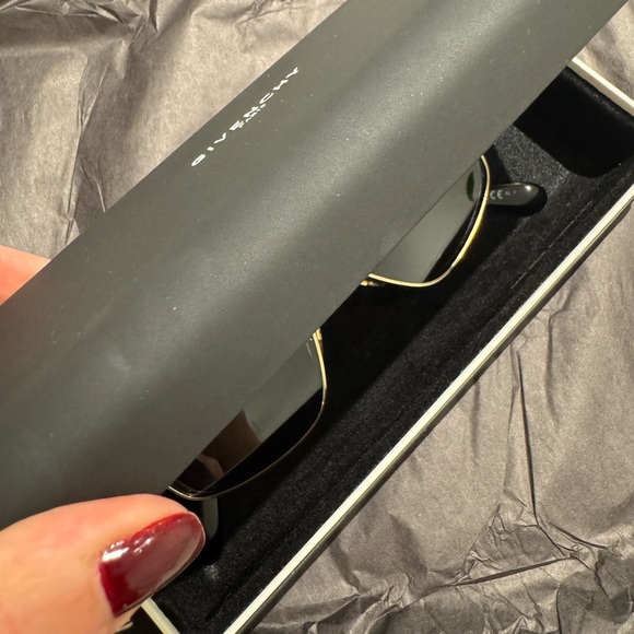 Givenchy GV Speed Metal Aviator Sunglasses Endura Gold - Picture 12 of 15